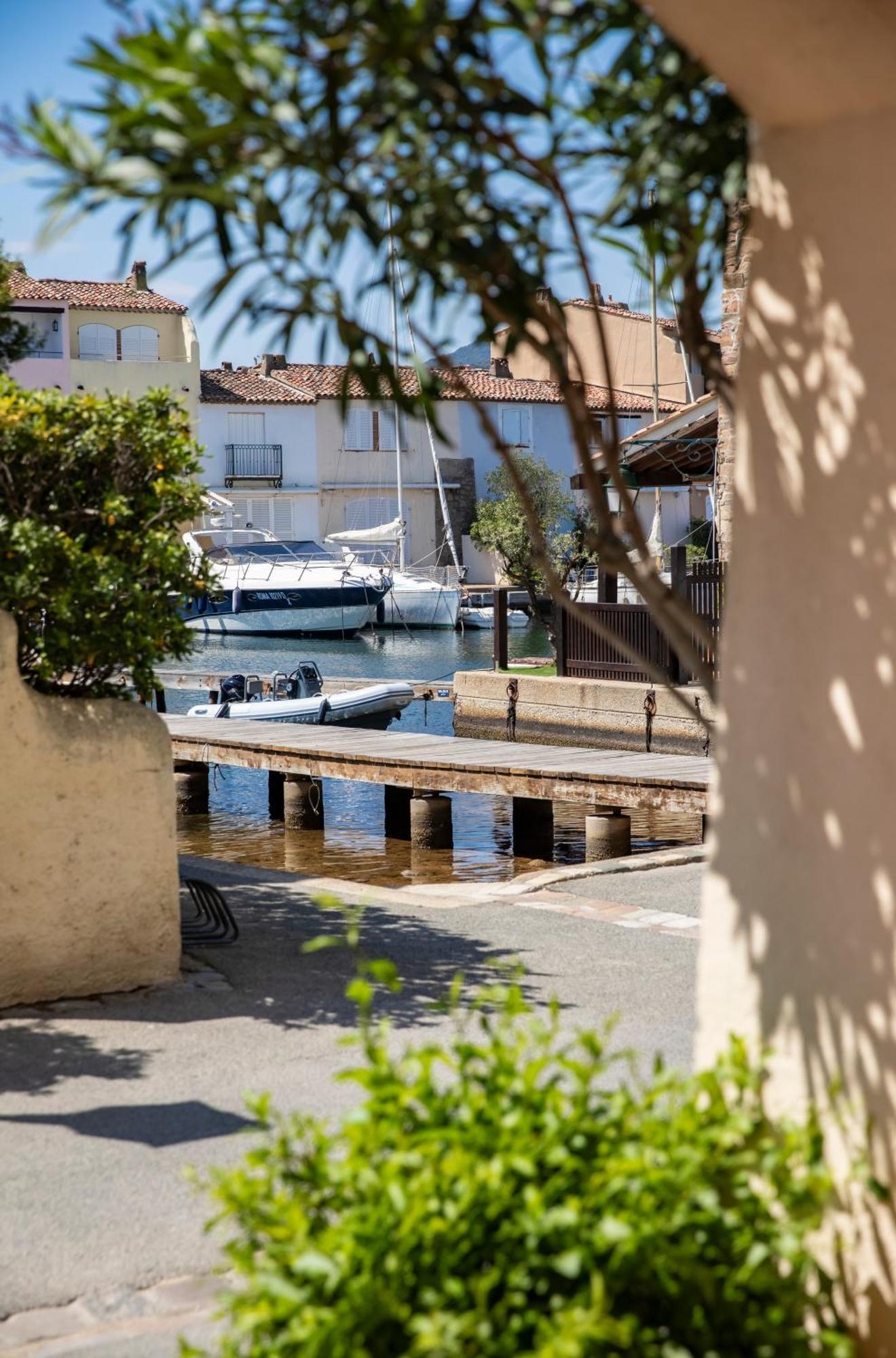 Appartement 30 M De La Plage Grimaud Exterior photo